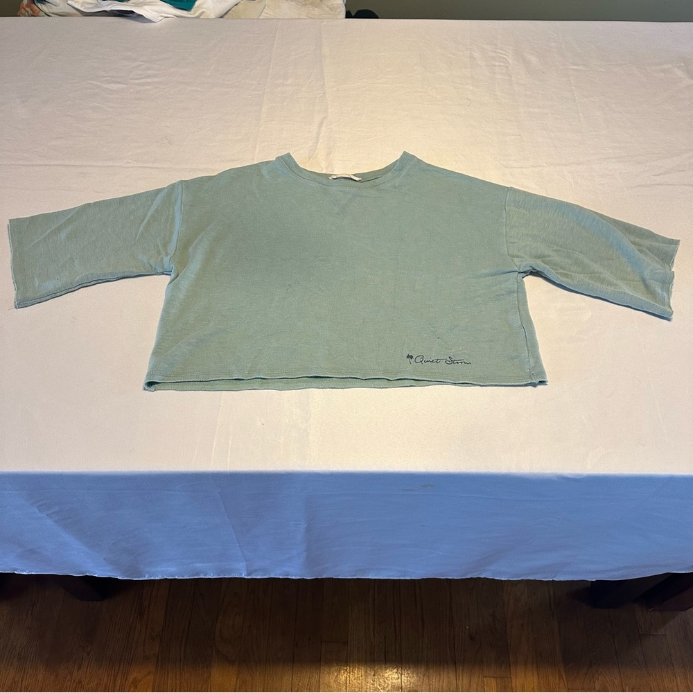 Quiet storm blue/teal cropped, comfy shirt